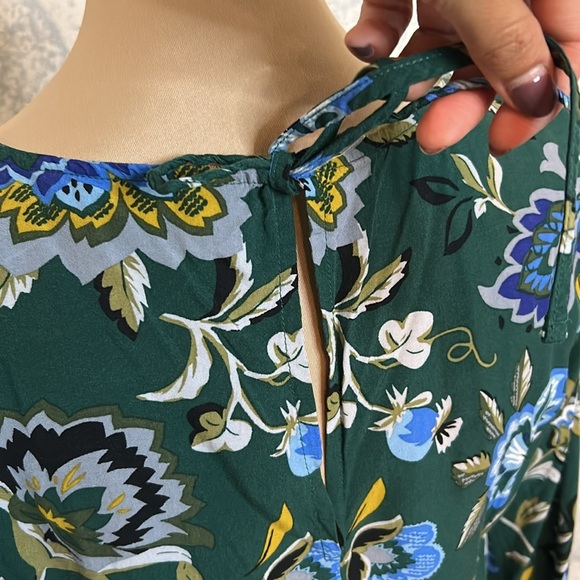 Old Navy Green Floral Maxi Dress with Flared Sleeves size 4 - Picture 7 of 7